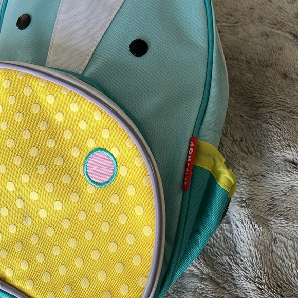 Cow unicorn backpack kids bright pastel rainbow kindergarten pack Skip Hop 🐮🦄 - Picture 7 of 16